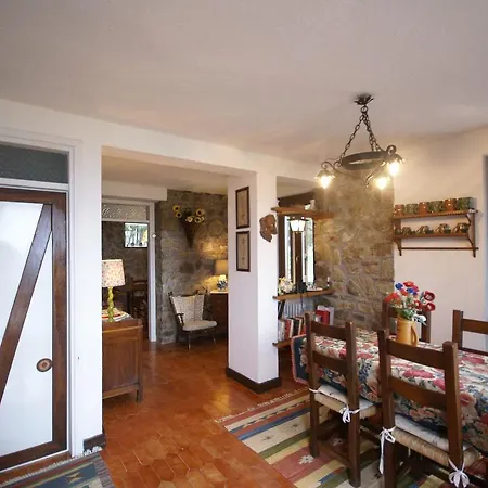 Апартаменты Holiday Home In Umbria With Panoramic Views