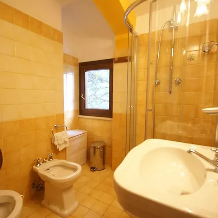 Holiday Home In Umbria With Panoramic Views Capodacqua (Assisi)